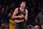 34+8+8！路威：闭上眼只听东契奇的场均数据 那就是在说一个MVP